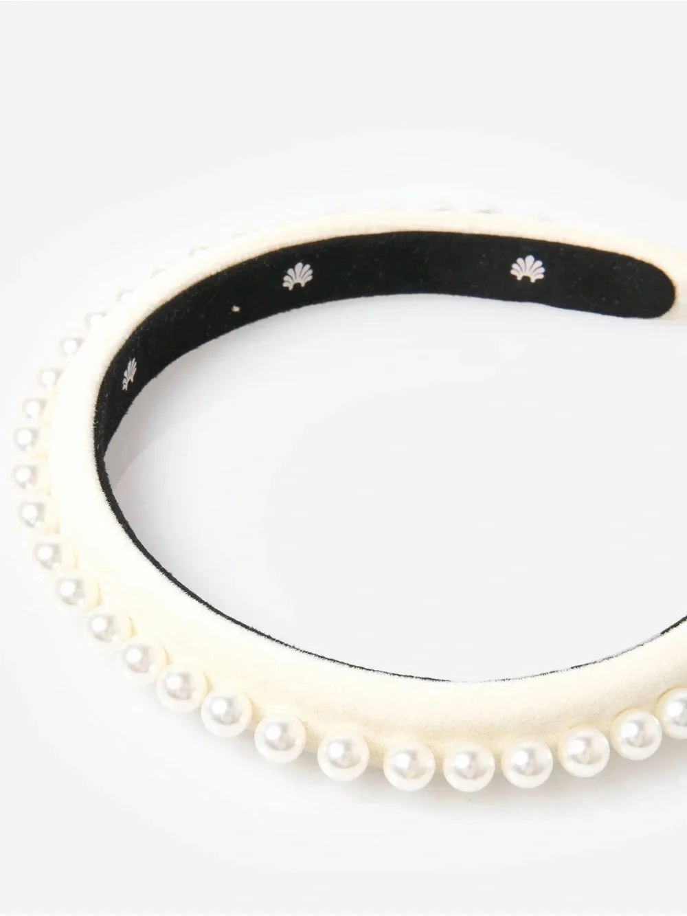 NWT Lele Sadoughi Ivory Cream White PEARL EMBELLISHED VELVET GIGI HEADBAND